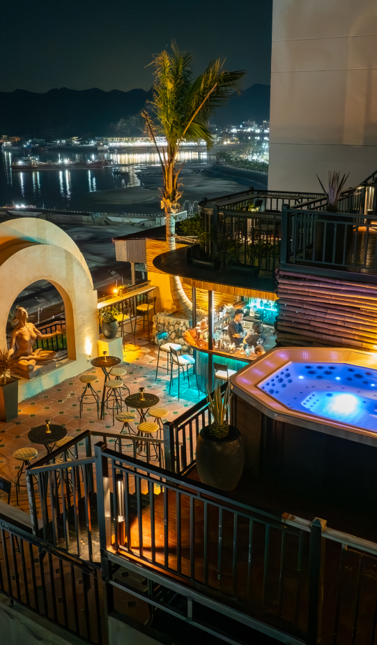 Swimming pool service the one