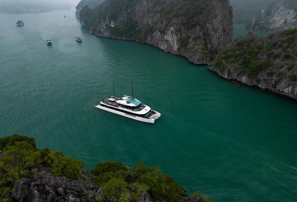 HALONG BAY TOUR BY CATAMARAN YACHT